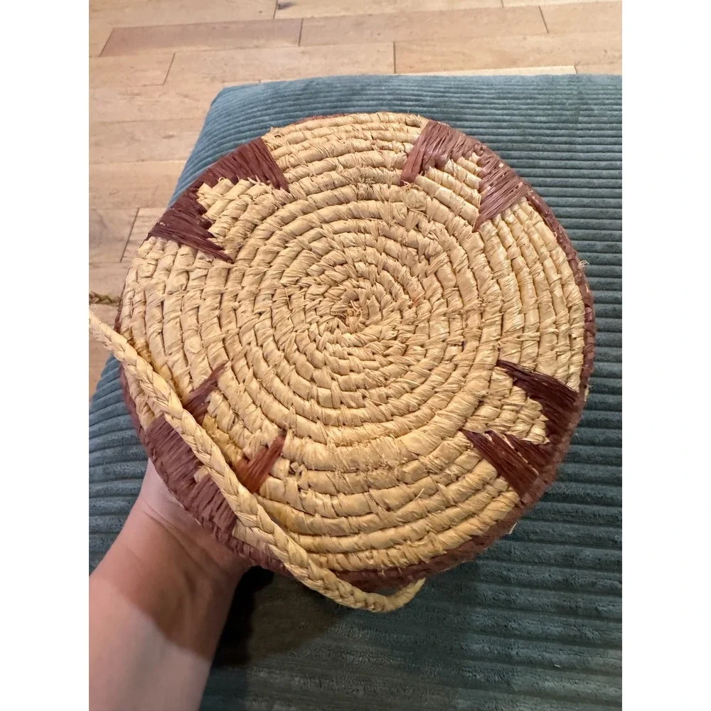Vintage‎ Woven Southwestern Hanging Basket